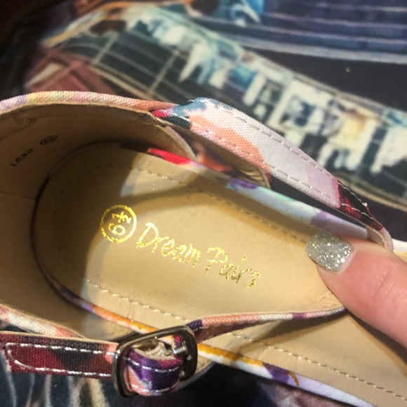 Dream Pairs | Shoes | Beautiful Dream Pairs Floral Kitten Heel Sandals 